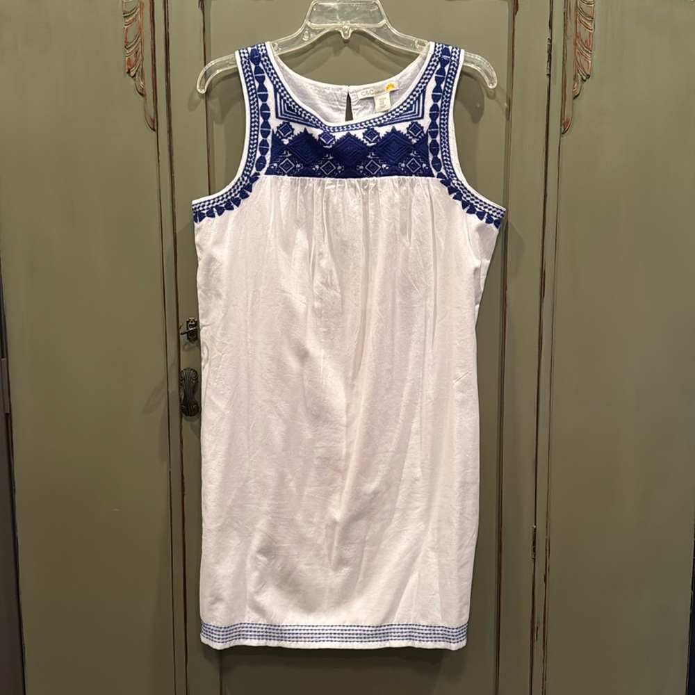 C&C California embroidered dress size medium